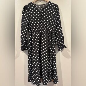 NWT Polka Dot Women’s Dress Size Medium / Large